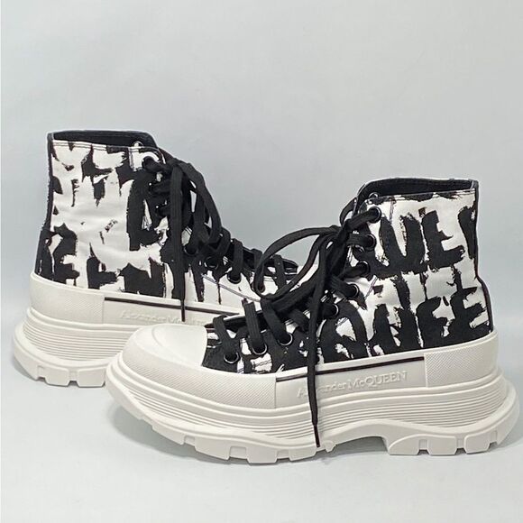 Alexander McQueen Tread Slick Graffiti Logo Ankle Boots size 37 - Picture 8 of 13